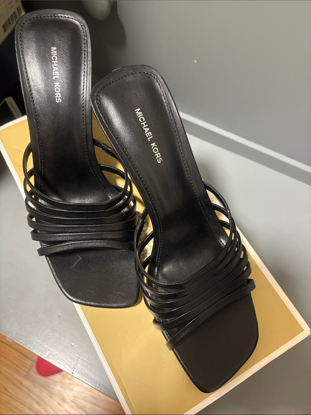 Michael Kors Haisley Black Strappy Square-Toe Heels NIB - Picture 2 of 7